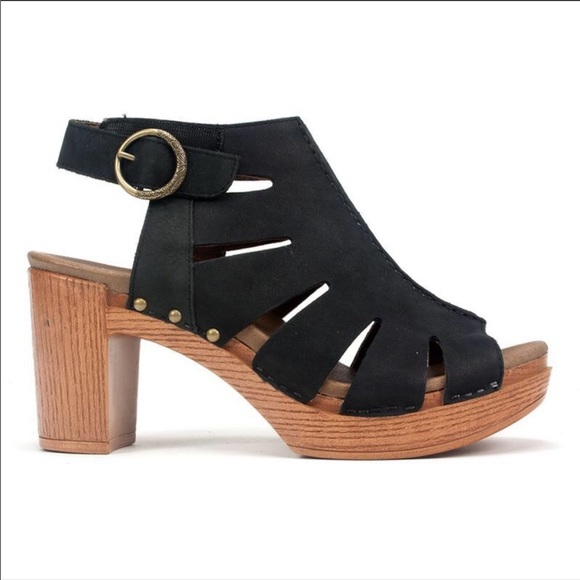 Dansko Shoes - Dansko Demetra Peep Toe Leather Heeled Sandals 39